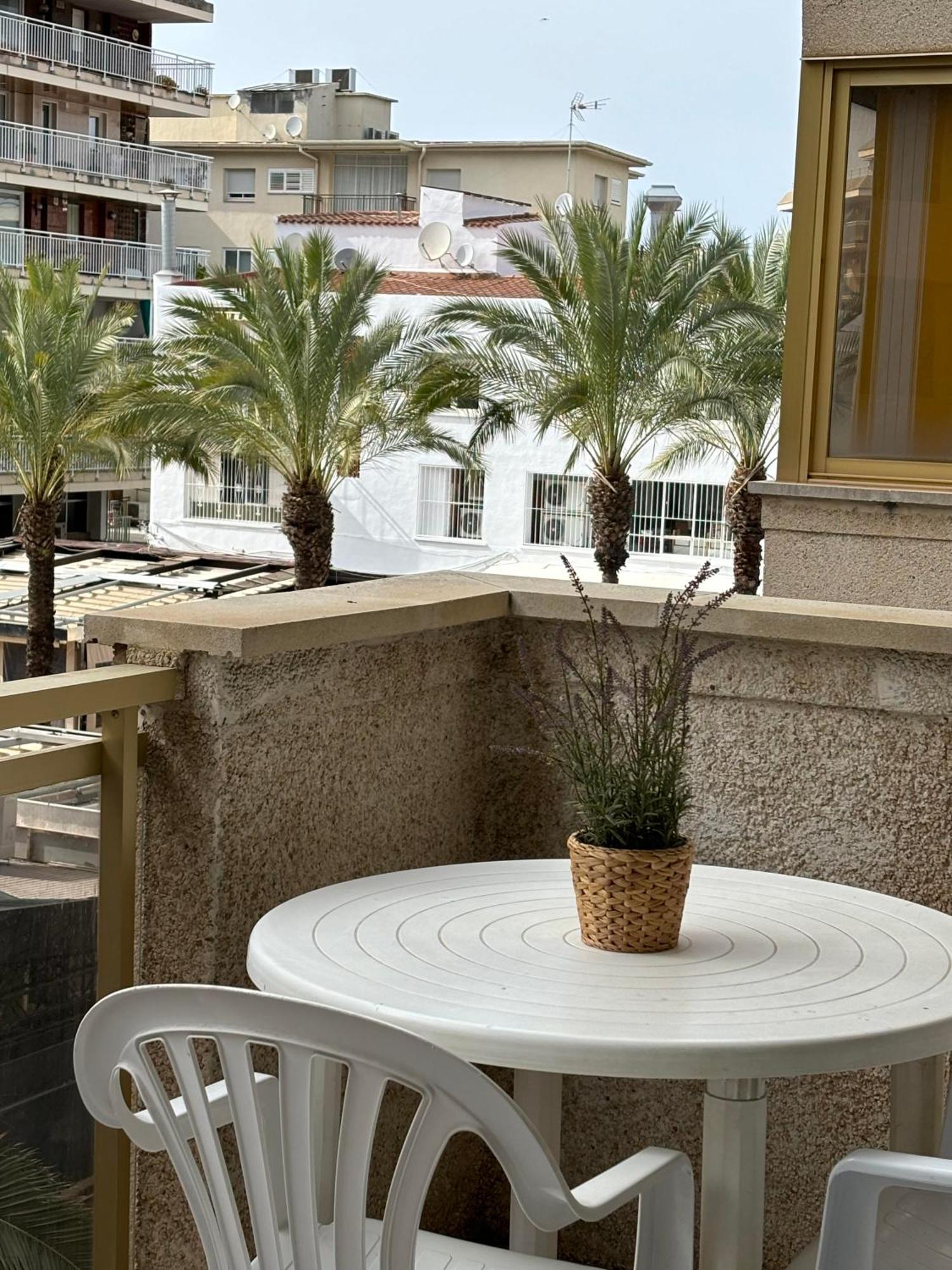 Apartamentos Amatista Salou Bagian luar foto
